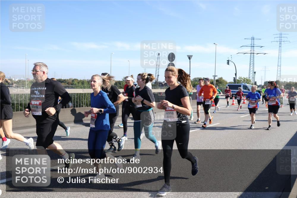03.10.2025 - Köhlbrandbrückenlauf Julia Fischer http://msf.ph/oto/9002934 03.10.2025 12:21:06 Position 3 1780, 6289, 6050 meine-sportfotos.de