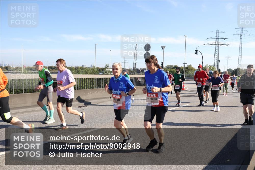 03.10.2025 - Köhlbrandbrückenlauf Julia Fischer http://msf.ph/oto/9002948 03.10.2025 12:21:09 Position 3 5357 meine-sportfotos.de