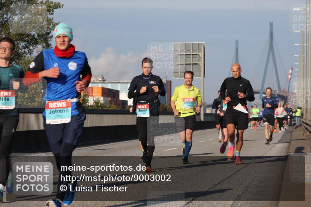 03.10.2025 - Köhlbrandbrückenlauf Luisa Fischer http://msf.ph/oto/9003002 03.10.2025 10:44:50 Position 3 1027, 2955, 3136, 1083 meine-sportfotos.de