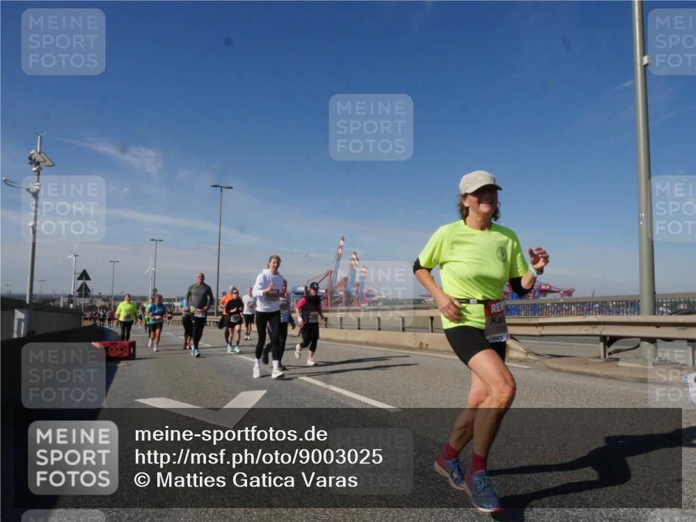 03.10.2025 - Köhlbrandbrückenlauf Matties Gatica Varas http://msf.ph/oto/9003025 03.10.2025 12:56:36 Position 2 516, 118 meine-sportfotos.de