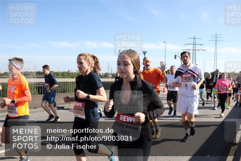 03.10.2025 - Köhlbrandbrückenlauf Julia Fischer http://msf.ph/oto/9003031 03.10.2025 12:21:17 Position 3 6230, 5117, 4697, 6602 meine-sportfotos.de