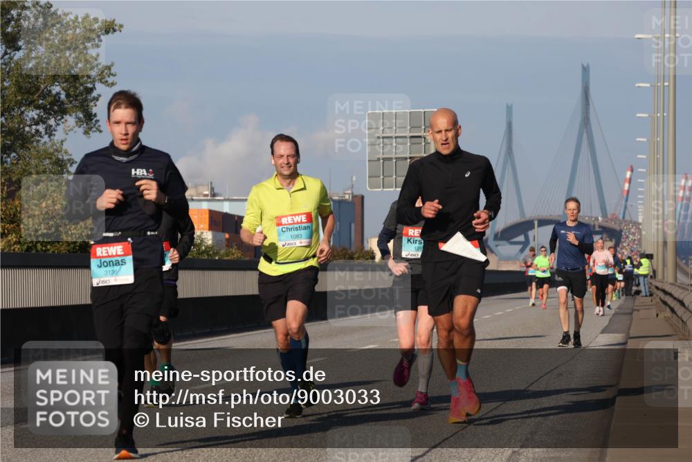 03.10.2025 - Köhlbrandbrückenlauf Luisa Fischer http://msf.ph/oto/9003033 03.10.2025 10:44:52 Position 3 3136, 1083, 125 meine-sportfotos.de