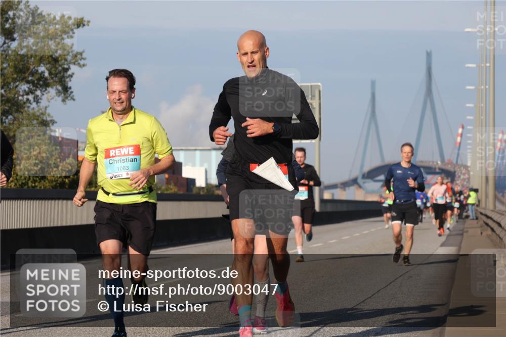 03.10.2025 - Köhlbrandbrückenlauf Luisa Fischer http://msf.ph/oto/9003047 03.10.2025 10:44:53 Position 3 1083 meine-sportfotos.de
