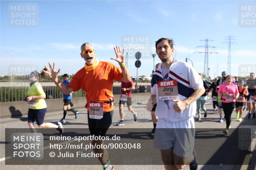 03.10.2025 - Köhlbrandbrückenlauf Julia Fischer http://msf.ph/oto/9003048 03.10.2025 12:21:18 Position 3 6602, 6630 meine-sportfotos.de