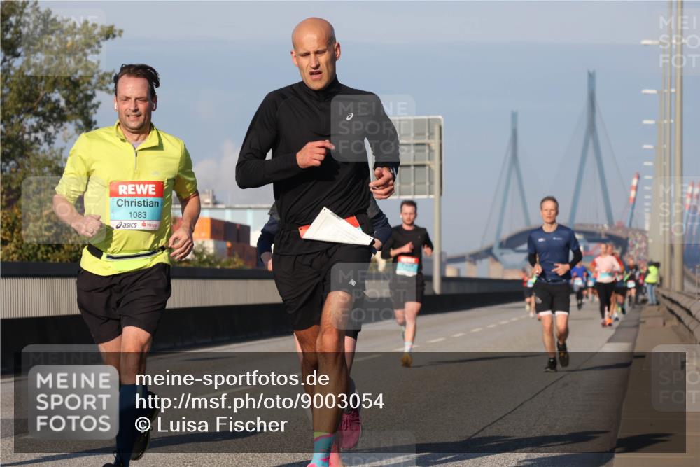 03.10.2025 - Köhlbrandbrückenlauf Luisa Fischer http://msf.ph/oto/9003054 03.10.2025 10:44:53 Position 3 1083 meine-sportfotos.de