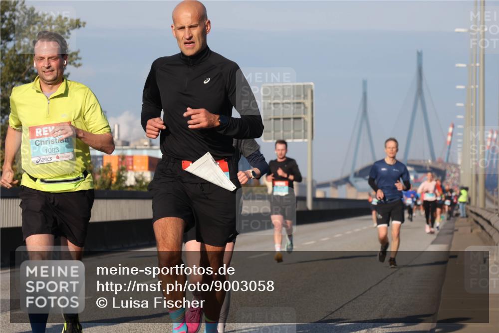 03.10.2025 - Köhlbrandbrückenlauf Luisa Fischer http://msf.ph/oto/9003058 03.10.2025 10:44:54 Position 3 1083 meine-sportfotos.de