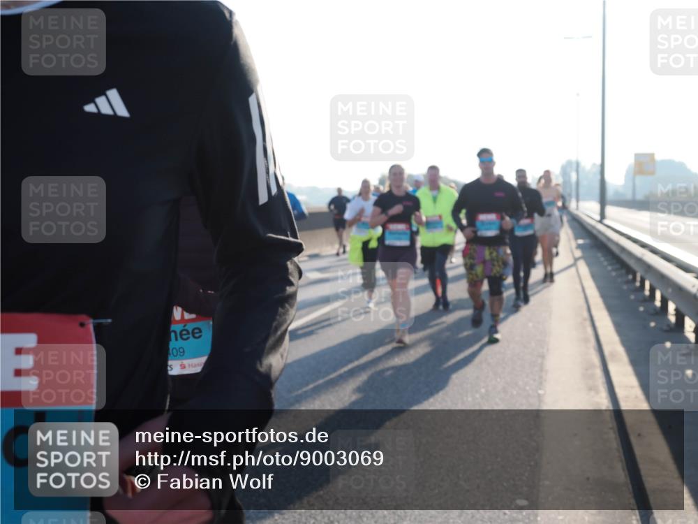 03.10.2025 - Köhlbrandbrückenlauf Fabian Wolf http://msf.ph/oto/9003069 03.10.2025 09:18:12 Position 3 09 meine-sportfotos.de