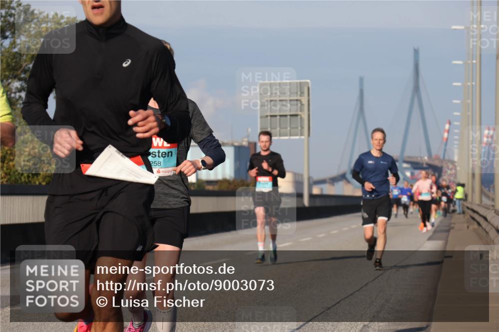 03.10.2025 - Köhlbrandbrückenlauf Luisa Fischer http://msf.ph/oto/9003073 03.10.2025 10:44:54 Position 3 258 meine-sportfotos.de