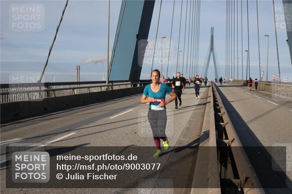 03.10.2025 - Köhlbrandbrückenlauf Julia Fischer http://msf.ph/oto/9003077 03.10.2025 09:44:19 Position 2 1620 meine-sportfotos.de