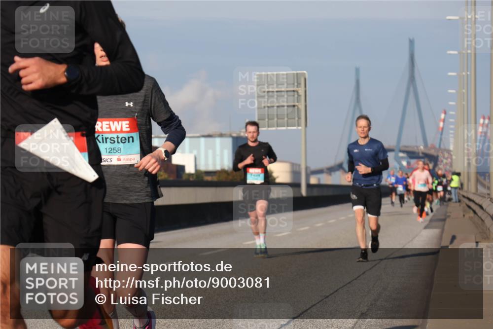 03.10.2025 - Köhlbrandbrückenlauf Luisa Fischer http://msf.ph/oto/9003081 03.10.2025 10:44:55 Position 3 1258 meine-sportfotos.de