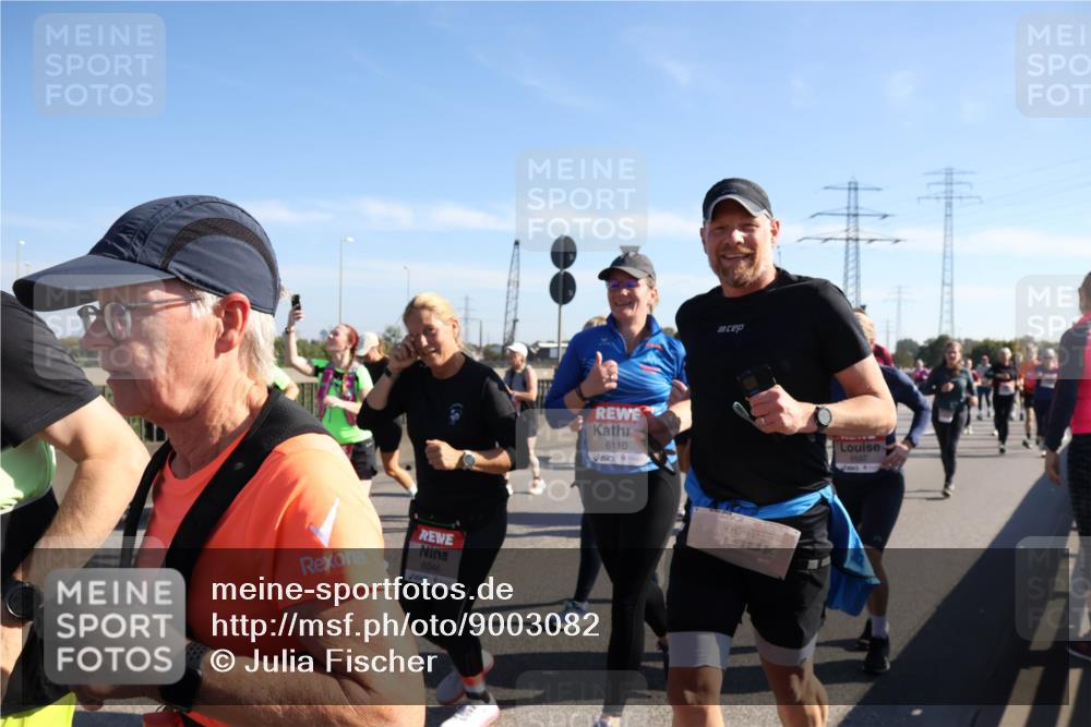 03.10.2025 - Köhlbrandbrückenlauf Julia Fischer http://msf.ph/oto/9003082 03.10.2025 12:21:21 Position 3 6046, 6110, 6557 meine-sportfotos.de