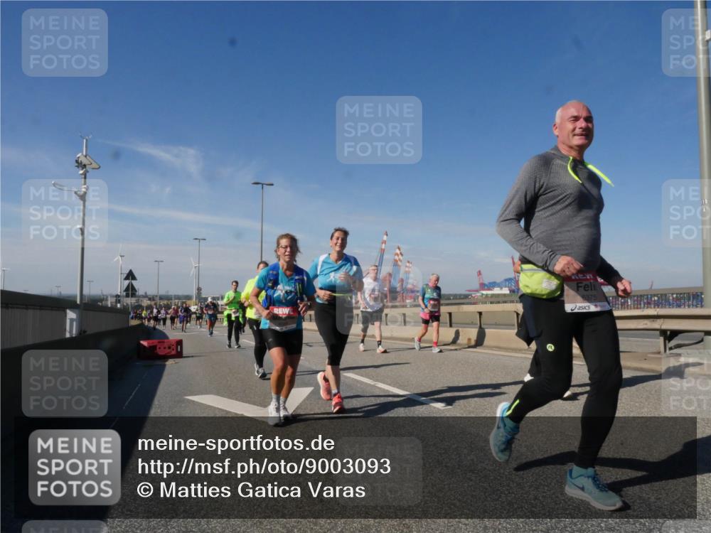 03.10.2025 - Köhlbrandbrückenlauf Matties Gatica Varas http://msf.ph/oto/9003093 03.10.2025 12:56:41 Position 2 6375, 118 meine-sportfotos.de