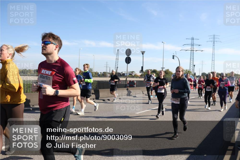 03.10.2025 - Köhlbrandbrückenlauf Julia Fischer http://msf.ph/oto/9003099 03.10.2025 12:21:23 Position 3 4827, 177, 5439 meine-sportfotos.de