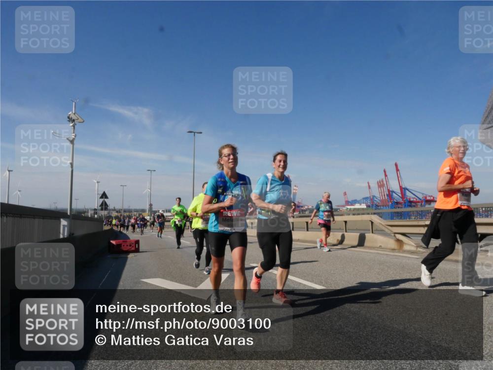 03.10.2025 - Köhlbrandbrückenlauf Matties Gatica Varas http://msf.ph/oto/9003100 03.10.2025 12:56:41 Position 2  meine-sportfotos.de