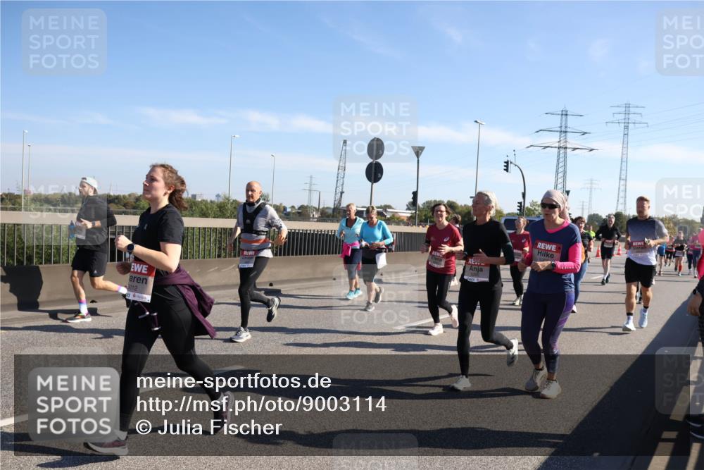 03.10.2025 - Köhlbrandbrückenlauf Julia Fischer http://msf.ph/oto/9003114 03.10.2025 12:21:25 Position 3 5012 meine-sportfotos.de