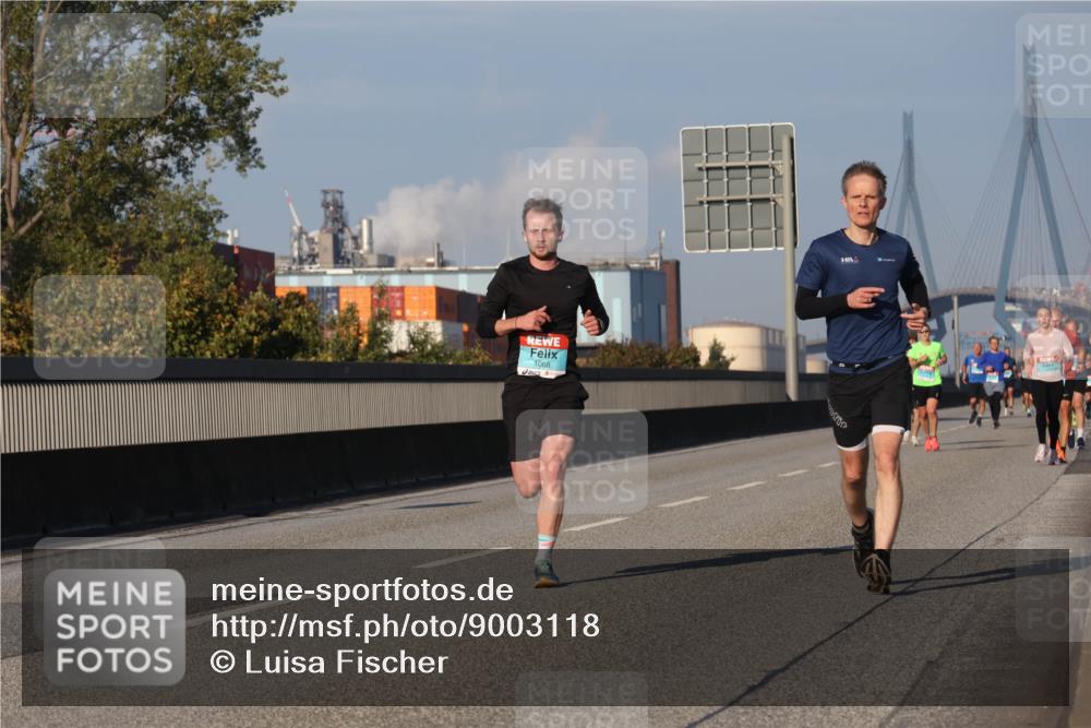 03.10.2025 - Köhlbrandbrückenlauf Luisa Fischer http://msf.ph/oto/9003118 03.10.2025 10:44:56 Position 3 1068 meine-sportfotos.de