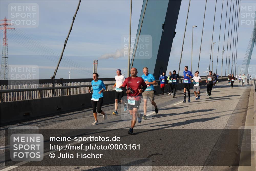 03.10.2025 - Köhlbrandbrückenlauf Julia Fischer http://msf.ph/oto/9003161 03.10.2025 09:44:46 Position 2 1299 meine-sportfotos.de