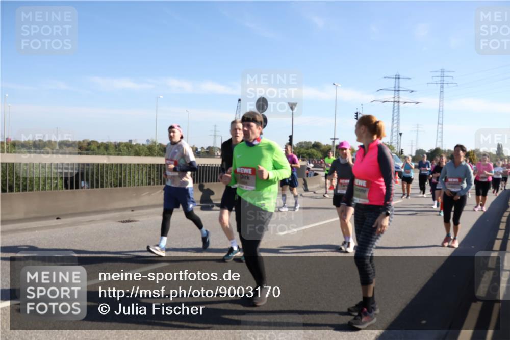 03.10.2025 - Köhlbrandbrückenlauf Julia Fischer http://msf.ph/oto/9003170 03.10.2025 12:21:30 Position 3  meine-sportfotos.de