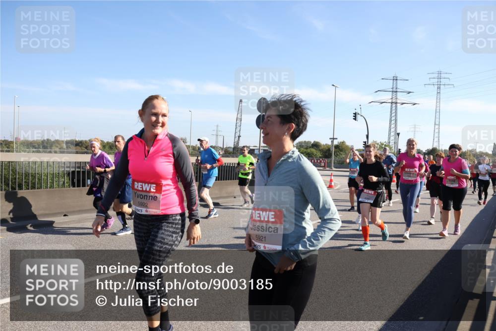 03.10.2025 - Köhlbrandbrückenlauf Julia Fischer http://msf.ph/oto/9003185 03.10.2025 12:21:32 Position 3 5922, 5921 meine-sportfotos.de