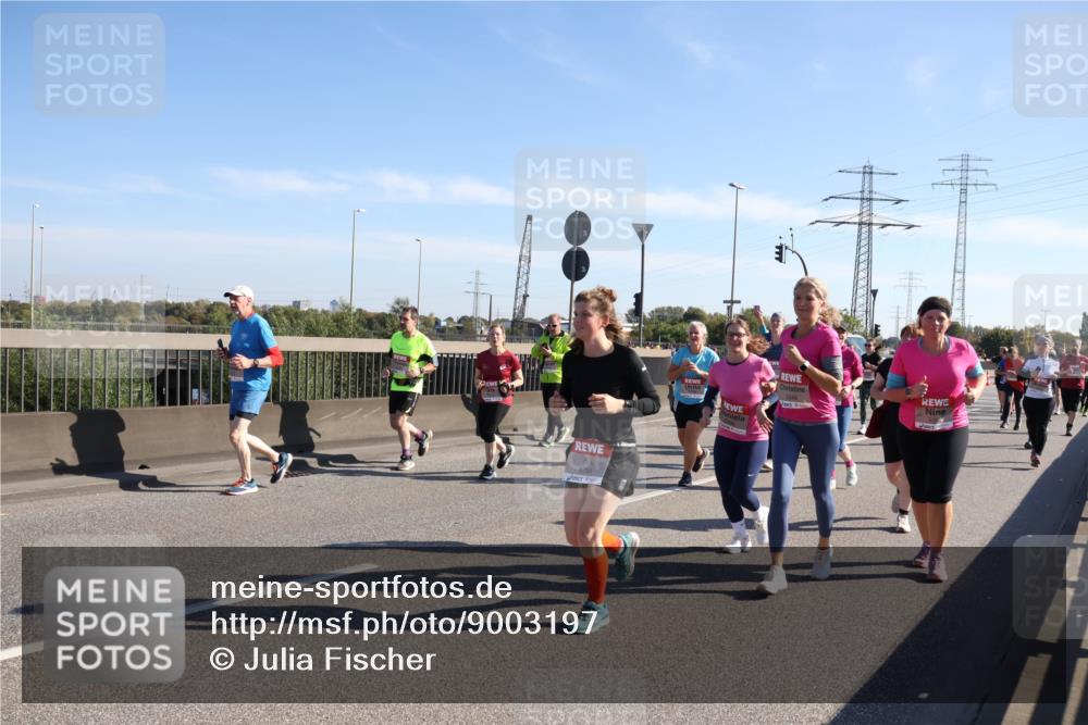 03.10.2025 - Köhlbrandbrückenlauf Julia Fischer http://msf.ph/oto/9003197 03.10.2025 12:21:33 Position 3 6794 meine-sportfotos.de