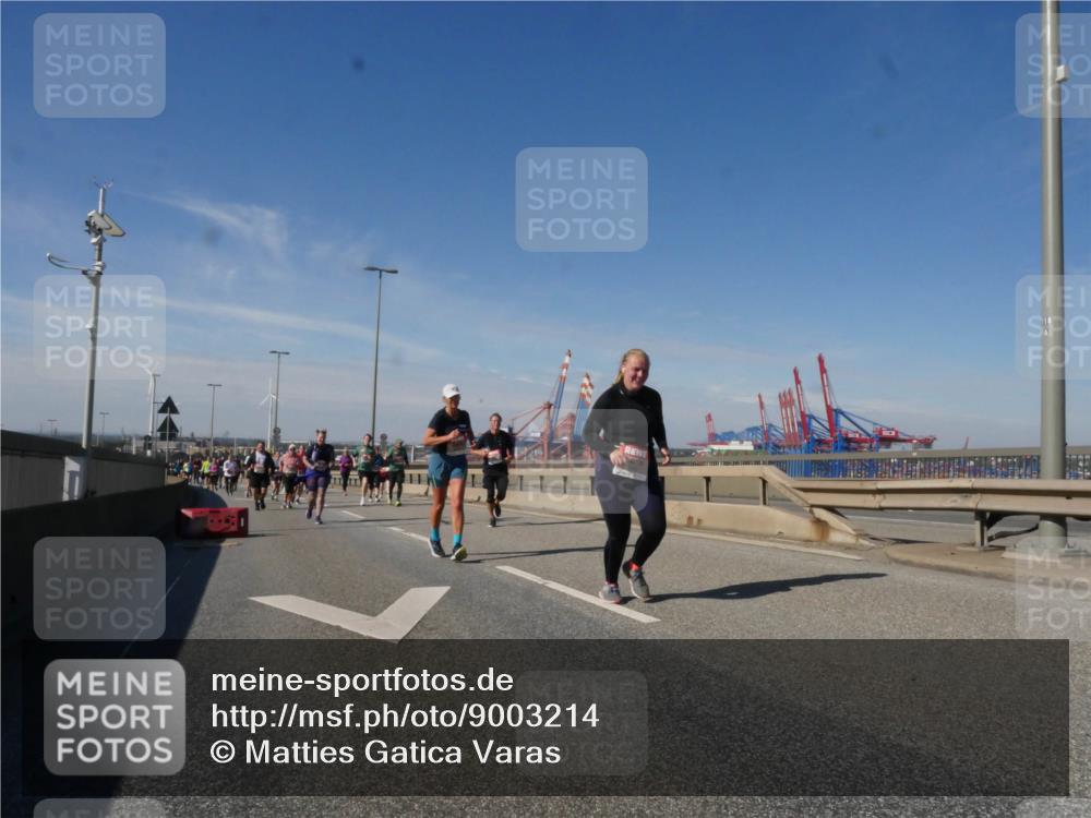 03.10.2025 - Köhlbrandbrückenlauf Matties Gatica Varas http://msf.ph/oto/9003214 03.10.2025 12:56:48 Position 2  meine-sportfotos.de