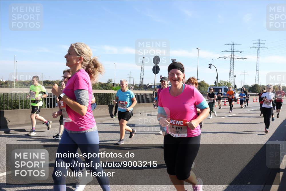 03.10.2025 - Köhlbrandbrückenlauf Julia Fischer http://msf.ph/oto/9003215 03.10.2025 12:21:35 Position 3 5185 meine-sportfotos.de