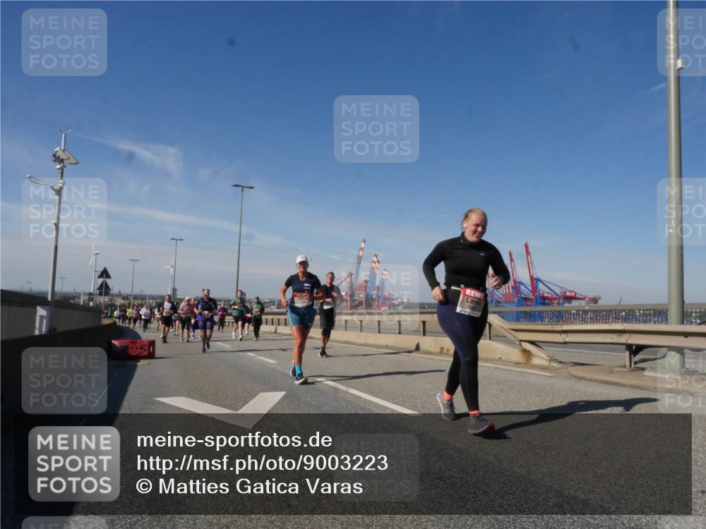 03.10.2025 - Köhlbrandbrückenlauf Matties Gatica Varas http://msf.ph/oto/9003223 03.10.2025 12:56:49 Position 2  meine-sportfotos.de