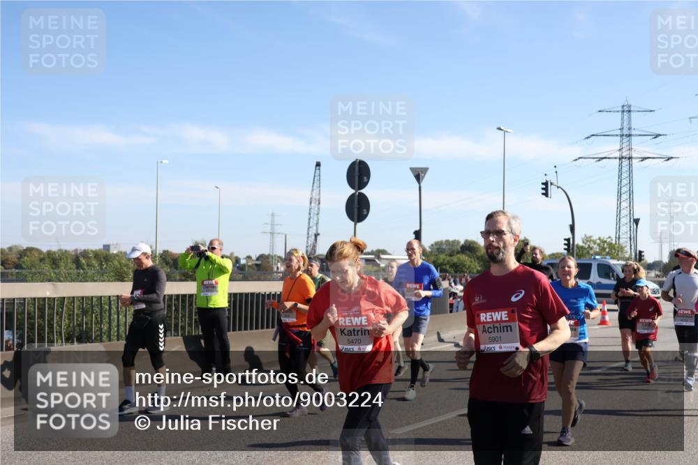 03.10.2025 - Köhlbrandbrückenlauf Julia Fischer http://msf.ph/oto/9003224 03.10.2025 12:21:39 Position 3 5470, 5901 meine-sportfotos.de