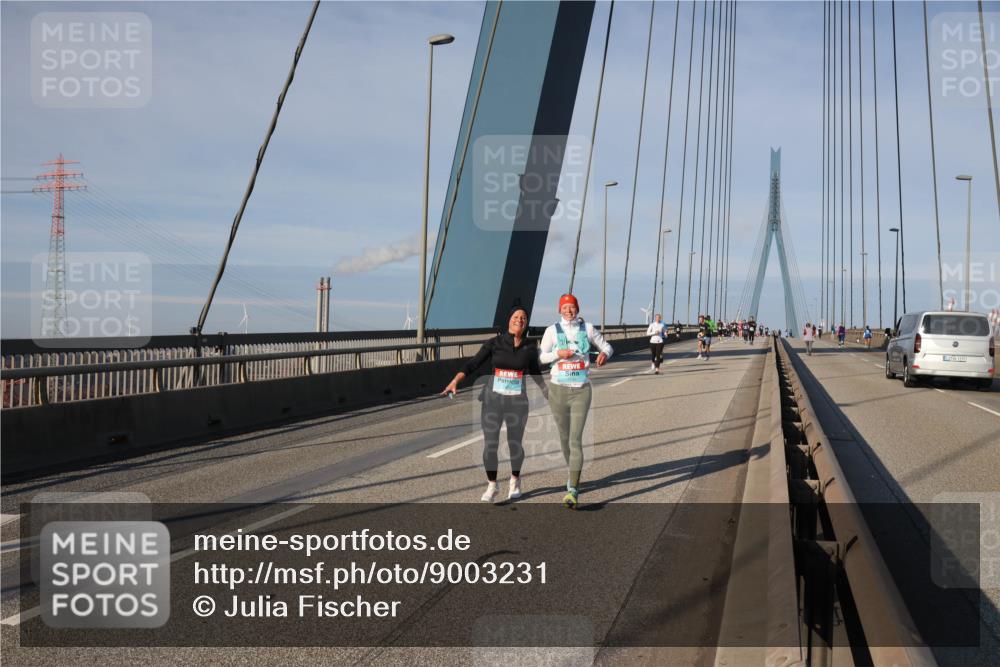 03.10.2025 - Köhlbrandbrückenlauf Julia Fischer http://msf.ph/oto/9003231 03.10.2025 09:45:07 Position 2  meine-sportfotos.de