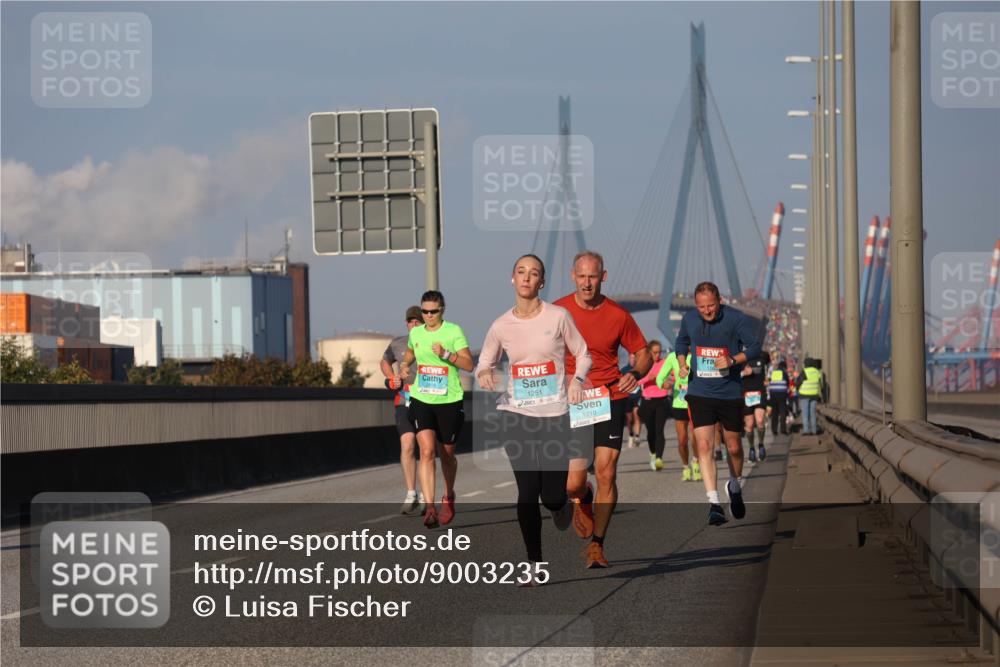 03.10.2025 - Köhlbrandbrückenlauf Luisa Fischer http://msf.ph/oto/9003235 03.10.2025 10:45:04 Position 3 1251, 1210 meine-sportfotos.de