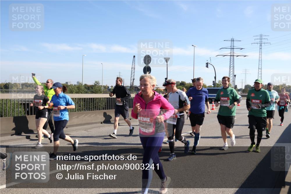 03.10.2025 - Köhlbrandbrückenlauf Julia Fischer http://msf.ph/oto/9003241 03.10.2025 12:21:42 Position 3 5413, 6618 meine-sportfotos.de
