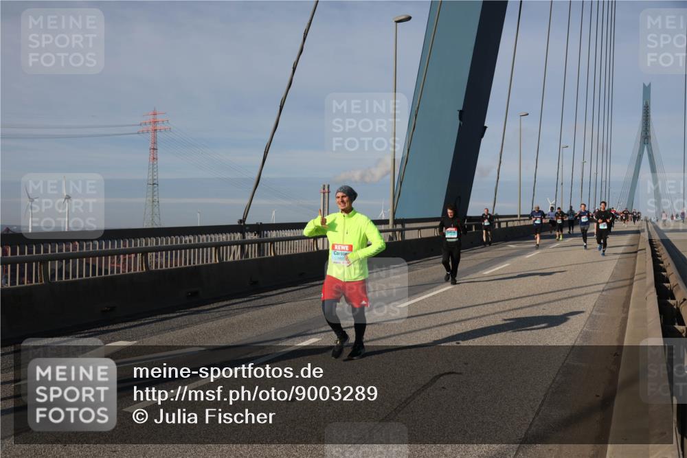 03.10.2025 - Köhlbrandbrückenlauf Julia Fischer http://msf.ph/oto/9003289 03.10.2025 09:45:20 Position 2 1451 meine-sportfotos.de