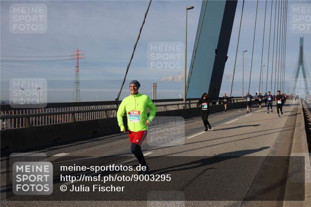 03.10.2025 - Köhlbrandbrückenlauf Julia Fischer http://msf.ph/oto/9003295 03.10.2025 09:45:21 Position 2 1451 meine-sportfotos.de