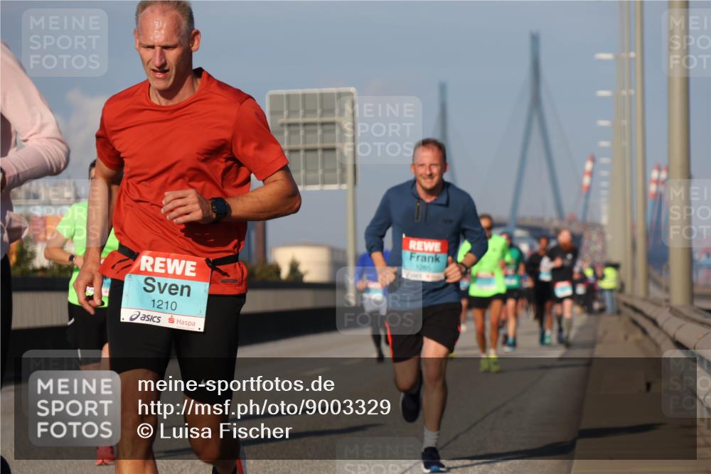 03.10.2025 - Köhlbrandbrückenlauf Luisa Fischer http://msf.ph/oto/9003329 03.10.2025 10:45:09 Position 3 1210, 1266 meine-sportfotos.de