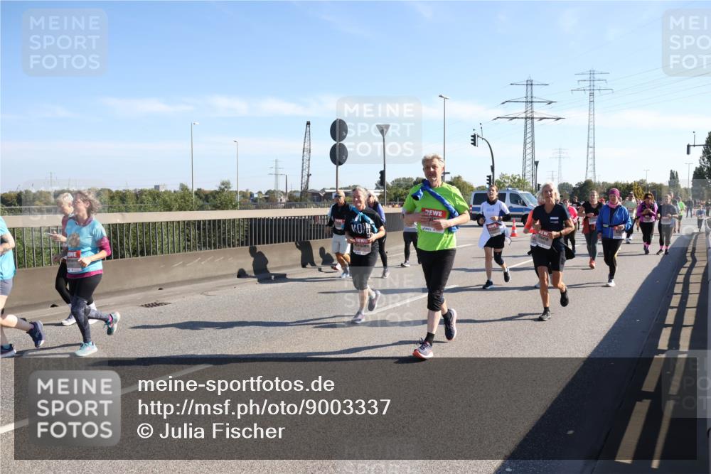 03.10.2025 - Köhlbrandbrückenlauf Julia Fischer http://msf.ph/oto/9003337 03.10.2025 12:22:03 Position 3  meine-sportfotos.de