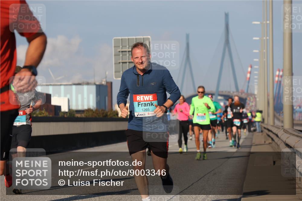 03.10.2025 - Köhlbrandbrückenlauf Luisa Fischer http://msf.ph/oto/9003346 03.10.2025 10:45:10 Position 3 9795, 1265 meine-sportfotos.de