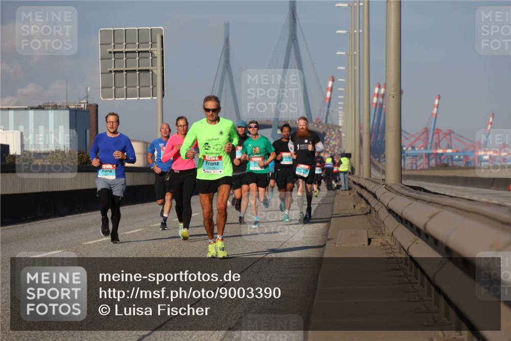 03.10.2025 - Köhlbrandbrückenlauf Luisa Fischer http://msf.ph/oto/9003390 03.10.2025 10:45:12 Position 3 1079 meine-sportfotos.de