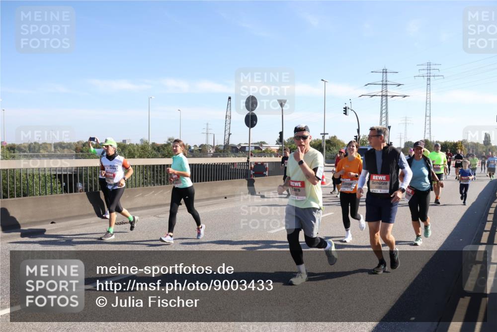 03.10.2025 - Köhlbrandbrückenlauf Julia Fischer http://msf.ph/oto/9003433 03.10.2025 12:22:11 Position 3 4144 meine-sportfotos.de