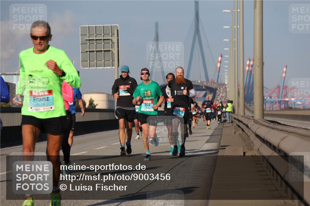 03.10.2025 - Köhlbrandbrückenlauf Luisa Fischer http://msf.ph/oto/9003456 03.10.2025 10:45:16 Position 3 1079, 2815 meine-sportfotos.de