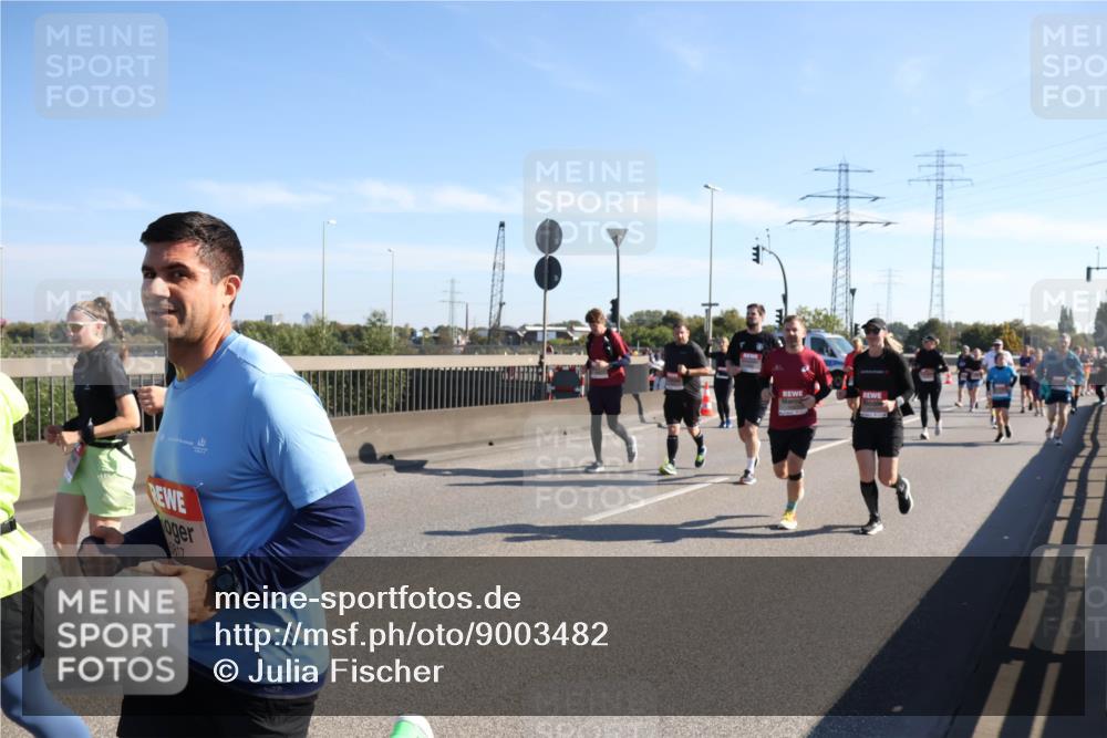 03.10.2025 - Köhlbrandbrückenlauf Julia Fischer http://msf.ph/oto/9003482 03.10.2025 12:22:21 Position 3 817 meine-sportfotos.de