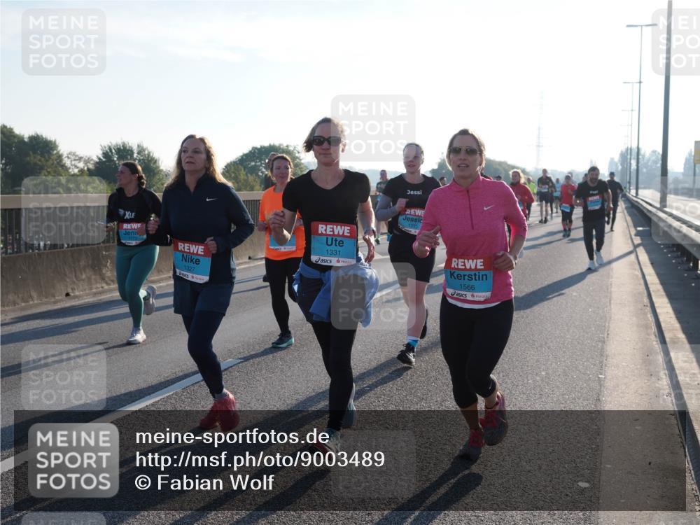 03.10.2025 - Köhlbrandbrückenlauf Fabian Wolf http://msf.ph/oto/9003489 03.10.2025 09:18:20 Position 3 1773, 1327, 1331, 1335, 1566 meine-sportfotos.de