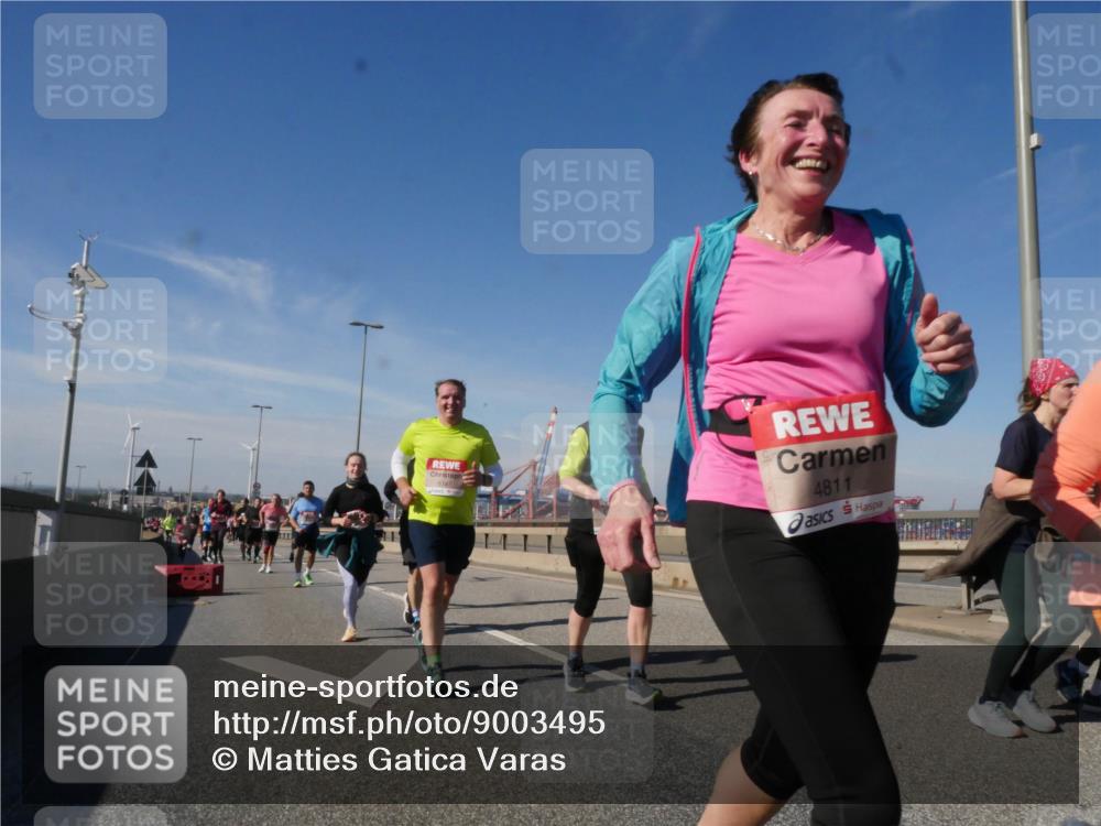 03.10.2025 - Köhlbrandbrückenlauf Matties Gatica Varas http://msf.ph/oto/9003495 03.10.2025 12:57:07 Position 2 6147, 4811 meine-sportfotos.de