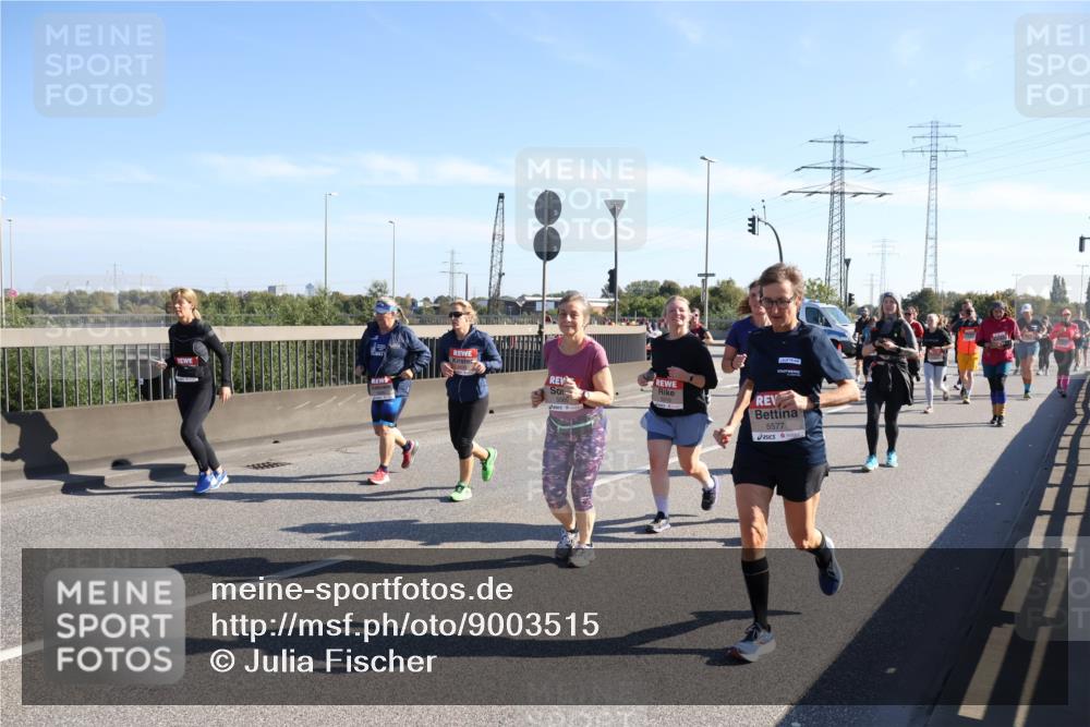 03.10.2025 - Köhlbrandbrückenlauf Julia Fischer http://msf.ph/oto/9003515 03.10.2025 12:22:29 Position 3  meine-sportfotos.de