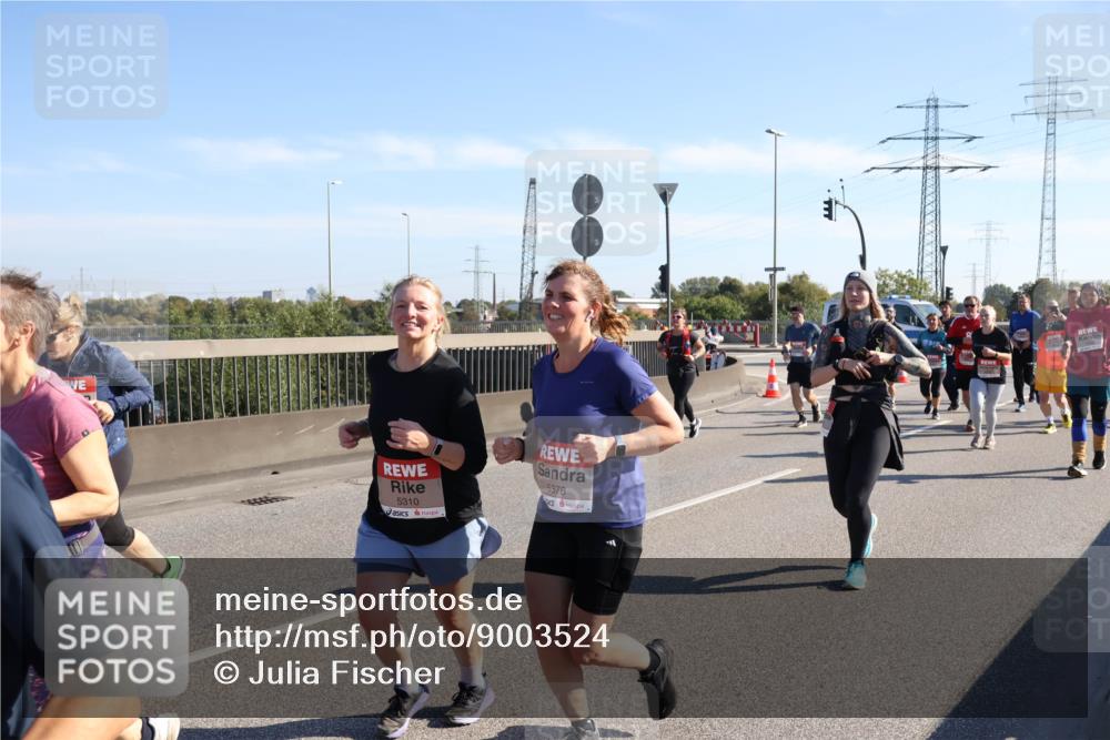 03.10.2025 - Köhlbrandbrückenlauf Julia Fischer http://msf.ph/oto/9003524 03.10.2025 12:22:31 Position 3 5310, 5378 meine-sportfotos.de
