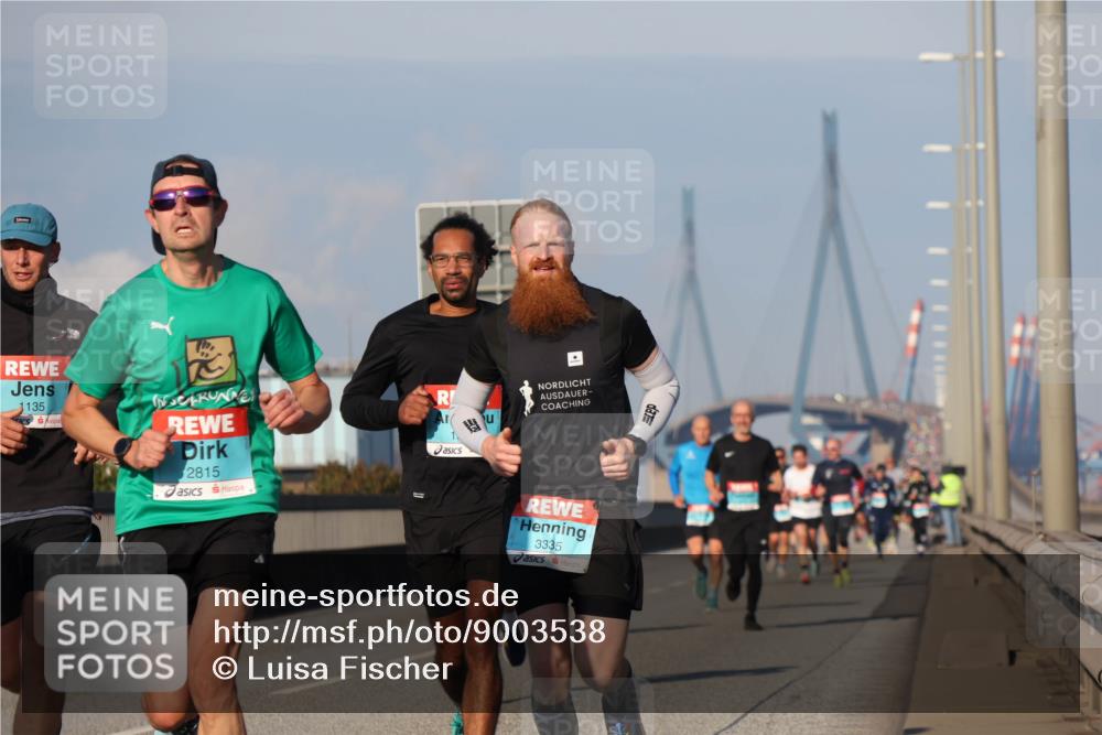 03.10.2025 - Köhlbrandbrückenlauf Luisa Fischer http://msf.ph/oto/9003538 03.10.2025 10:45:21 Position 3 1135, 2815, 3335 meine-sportfotos.de