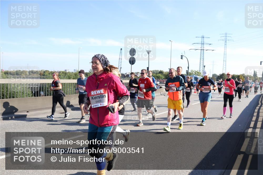 03.10.2025 - Köhlbrandbrückenlauf Julia Fischer http://msf.ph/oto/9003541 03.10.2025 12:22:34 Position 3 5409, 888 meine-sportfotos.de