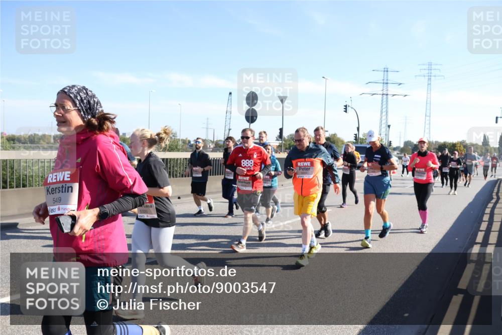 03.10.2025 - Köhlbrandbrückenlauf Julia Fischer http://msf.ph/oto/9003547 03.10.2025 12:22:35 Position 3 5419, 5320, 888 meine-sportfotos.de