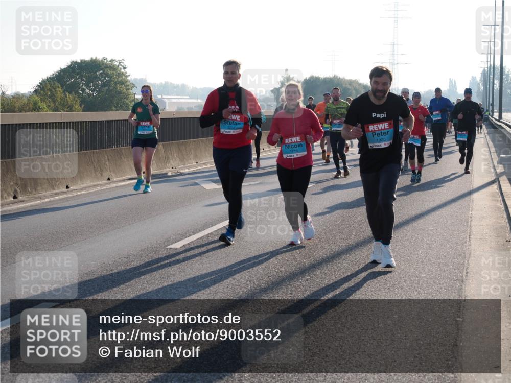 03.10.2025 - Köhlbrandbrückenlauf Fabian Wolf http://msf.ph/oto/9003552 03.10.2025 09:18:22 Position 3 3272, 1716, 1336 meine-sportfotos.de