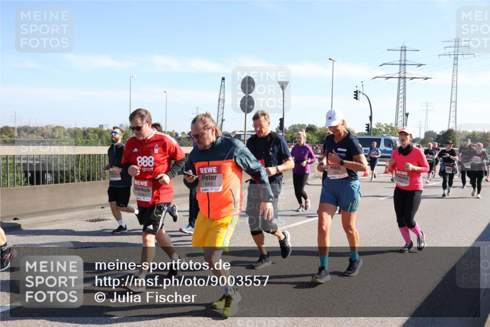 03.10.2025 - Köhlbrandbrückenlauf Julia Fischer http://msf.ph/oto/9003557 03.10.2025 12:22:35 Position 3 888, 6004, 6003 meine-sportfotos.de