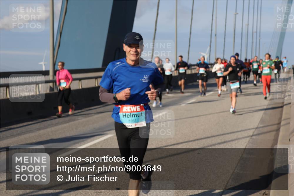 03.10.2025 - Köhlbrandbrückenlauf Julia Fischer http://msf.ph/oto/9003649 03.10.2025 09:46:24 Position 2 3261 meine-sportfotos.de